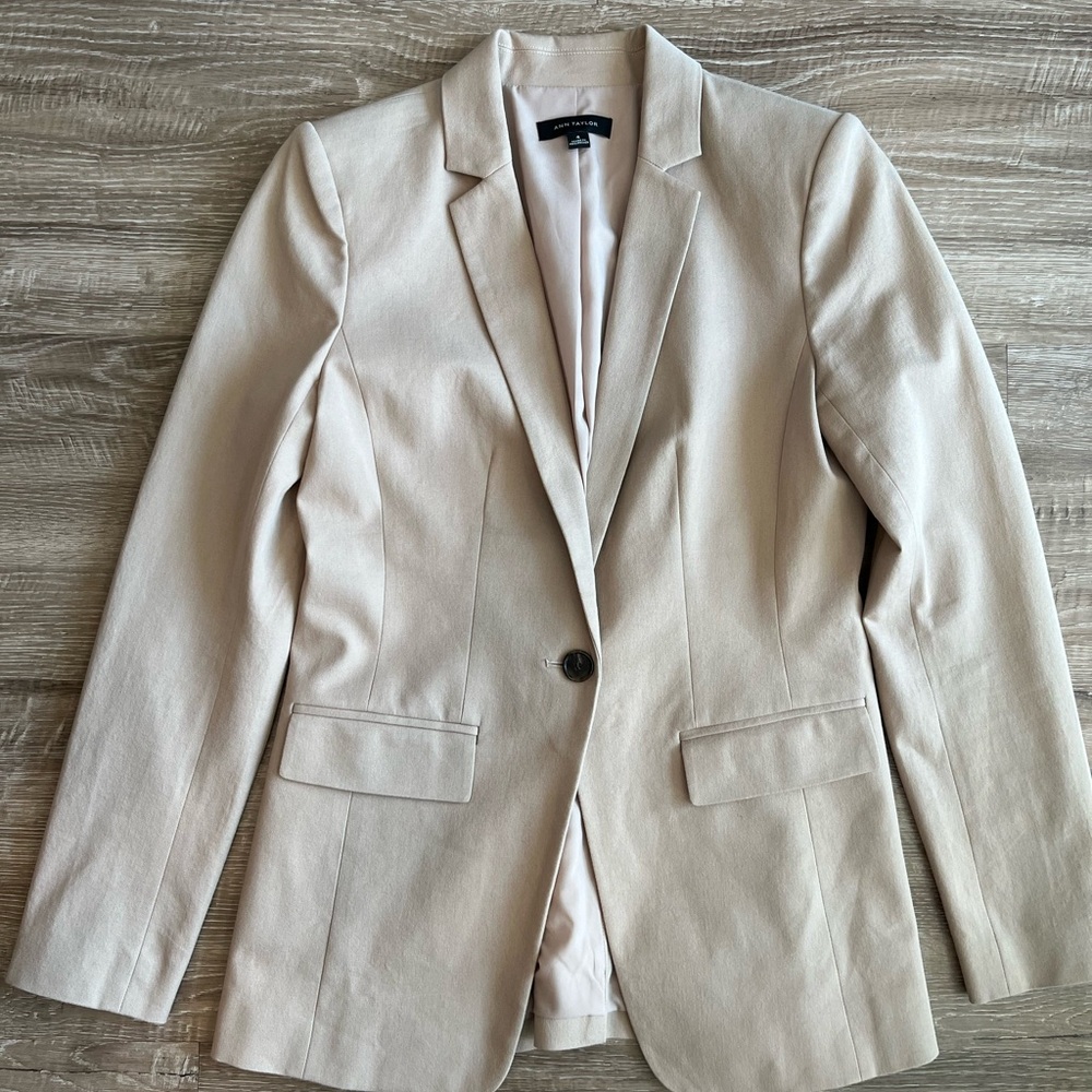 Ann Taylor Cream Single-Button Women's Blazer